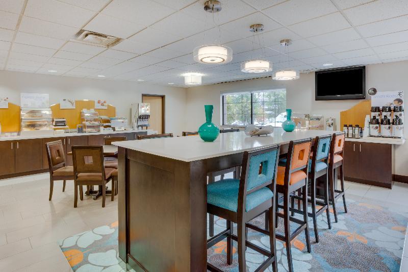 Holiday Inn Express I-95 Capitol Beltway - Largo By Ihg Exterior photo