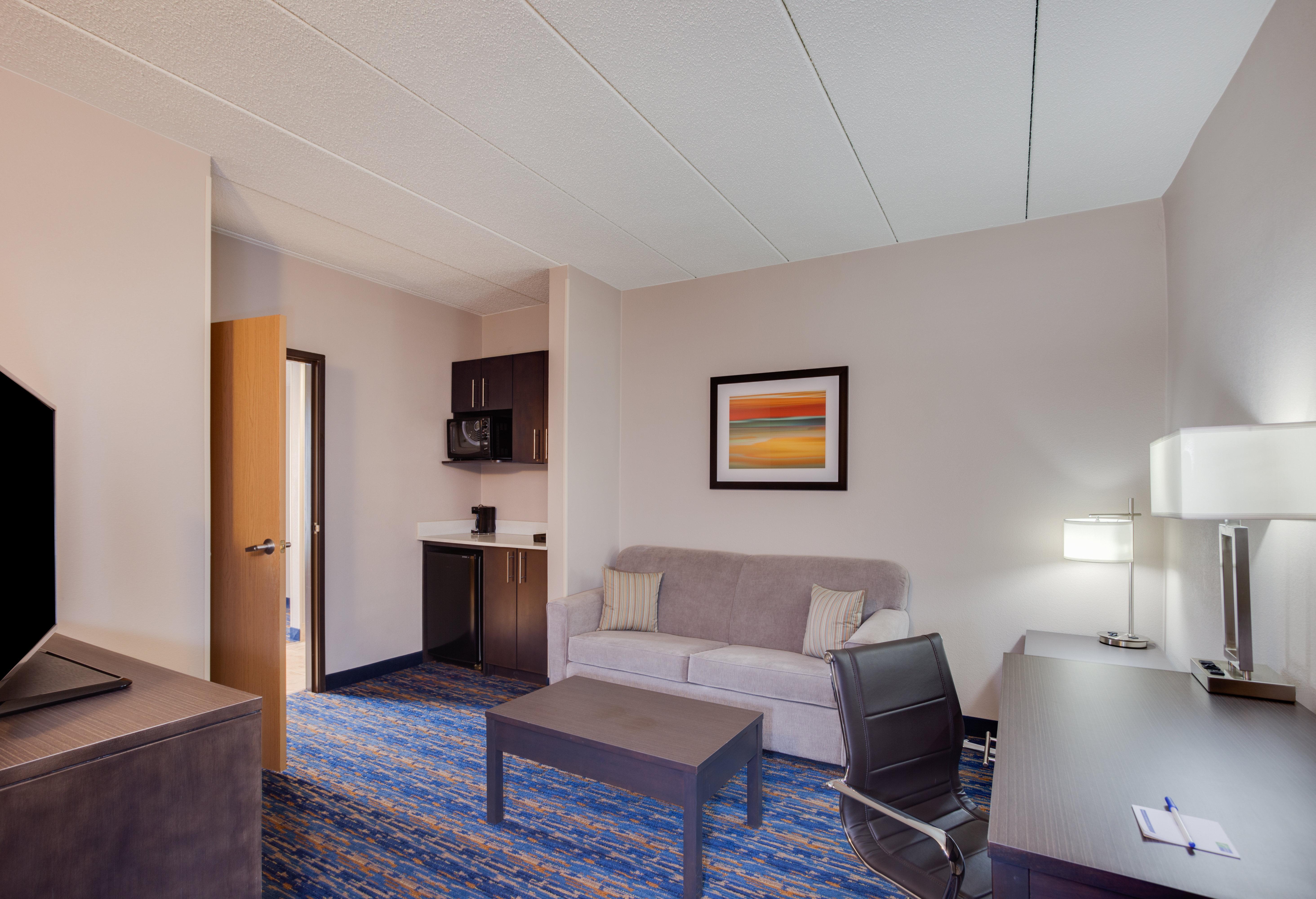 Holiday Inn Express I-95 Capitol Beltway - Largo By Ihg Exterior photo