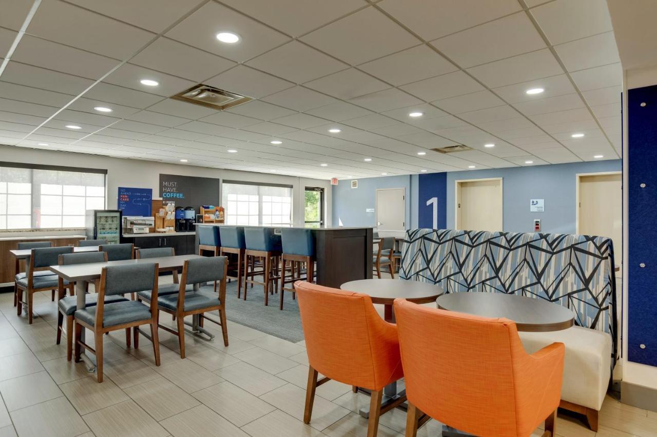 Holiday Inn Express I-95 Capitol Beltway - Largo By Ihg Exterior photo