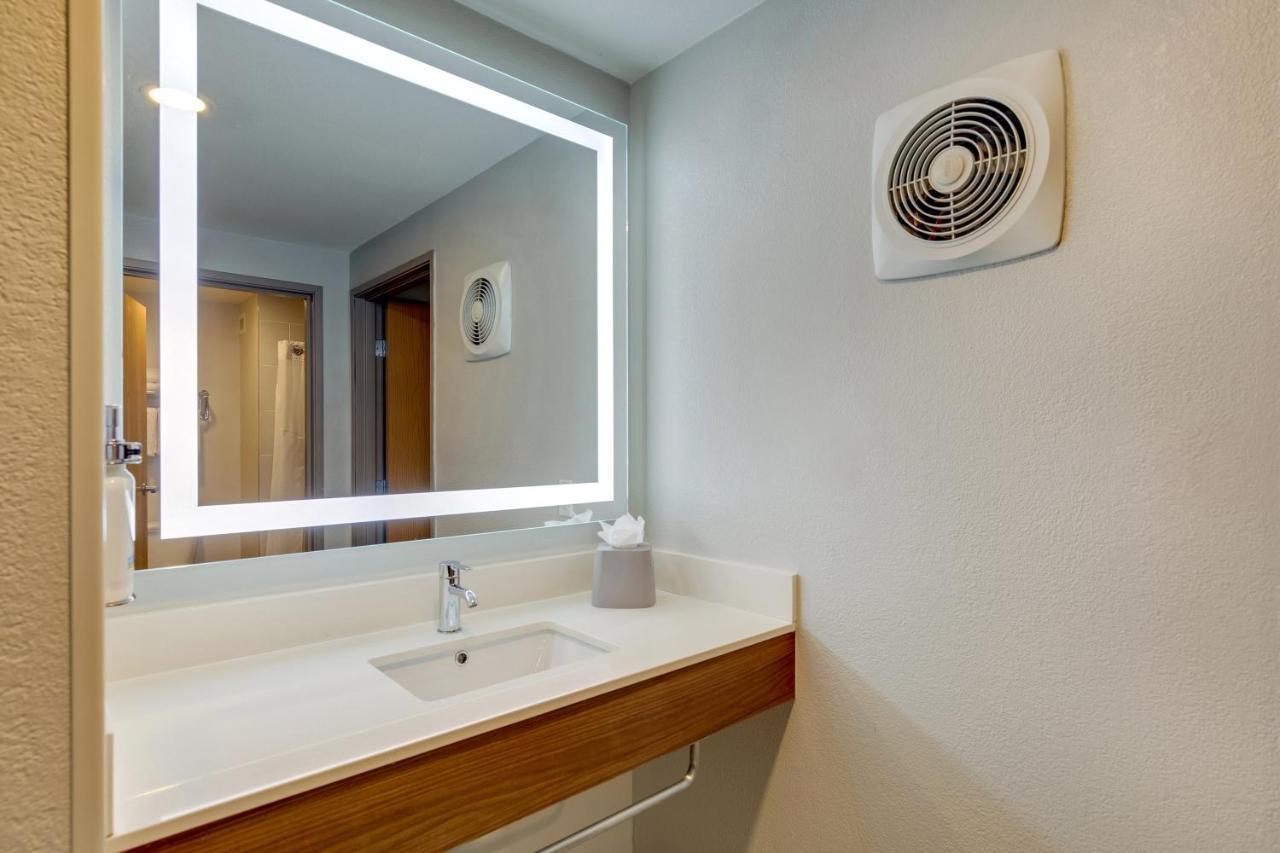 Holiday Inn Express I-95 Capitol Beltway - Largo By Ihg Exterior photo