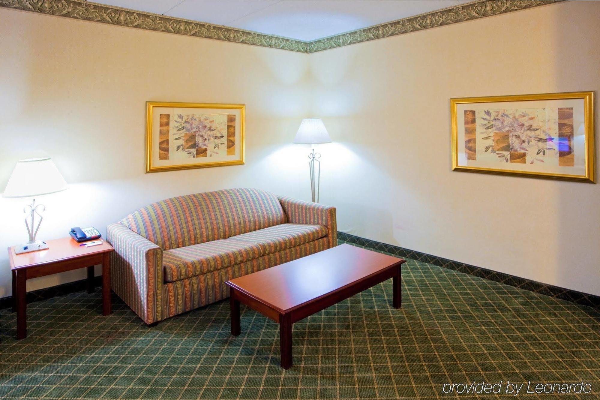 Holiday Inn Express I-95 Capitol Beltway - Largo By Ihg Room photo