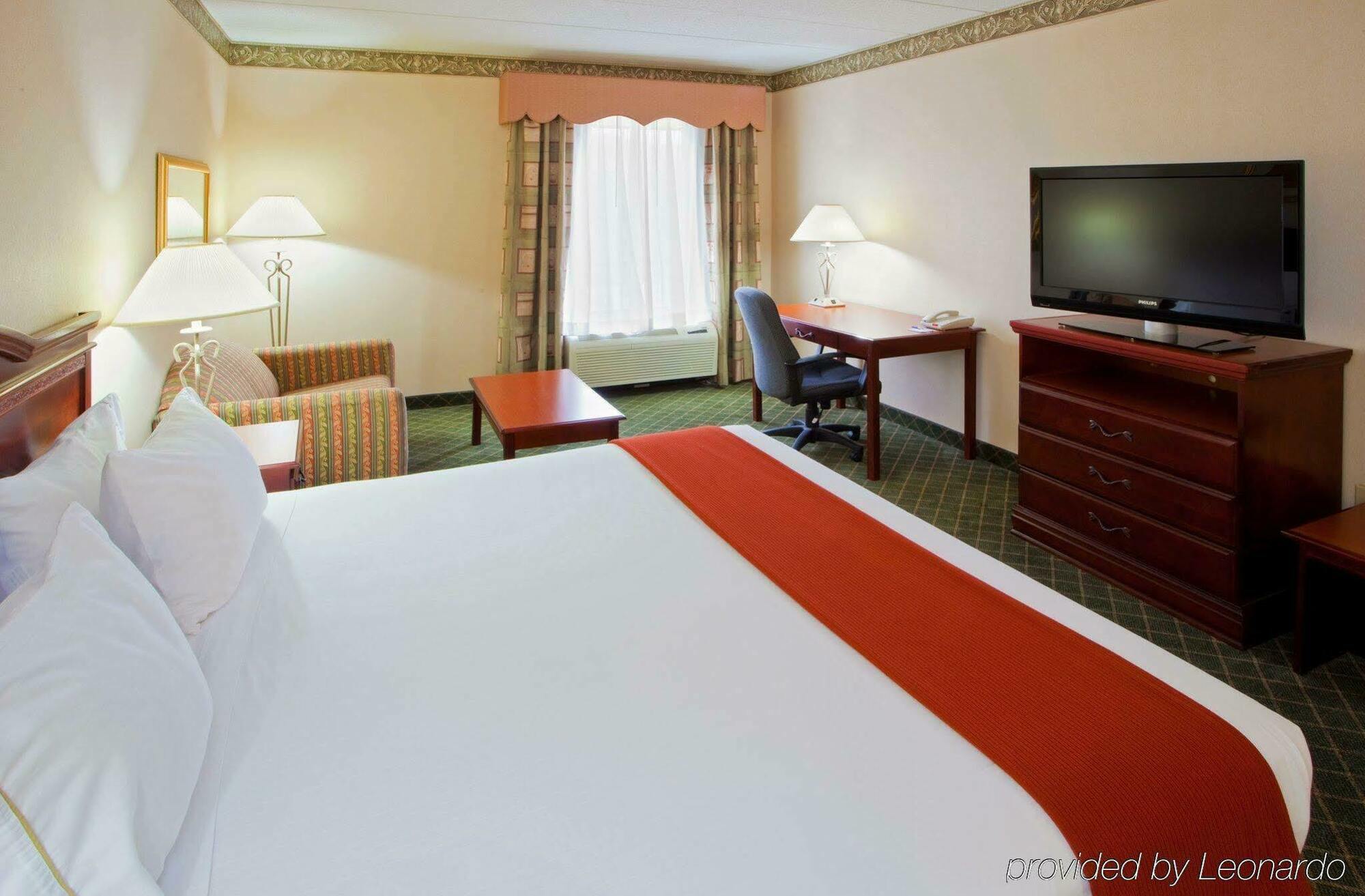 Holiday Inn Express I-95 Capitol Beltway - Largo By Ihg Exterior photo